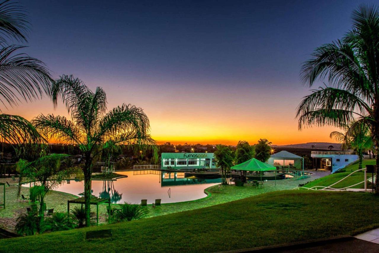 Ramada By Wyndham Furnaspark Resort Formiga
